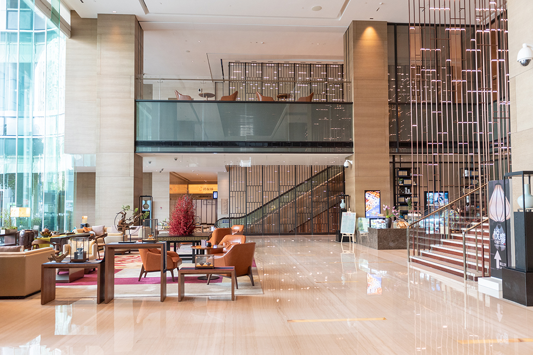 摄图网_501493681_酒店大堂(企业商用).jpg